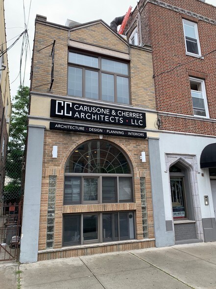 Primary Photo Of 3001 Broadway, Astoria Apartments For Lease