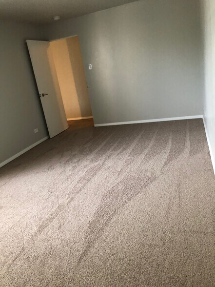 More Photos Of 2805-2901 S Locust St, Denver Apartments For Sale