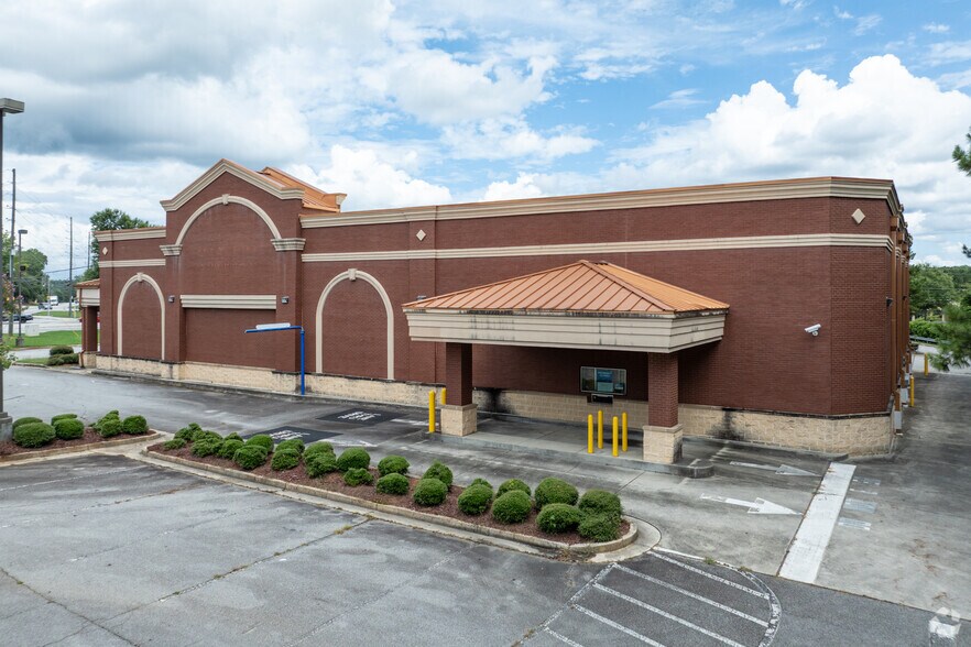 More Photos Of 76 E Paulding Dr, Dallas Drugstore For Sale
