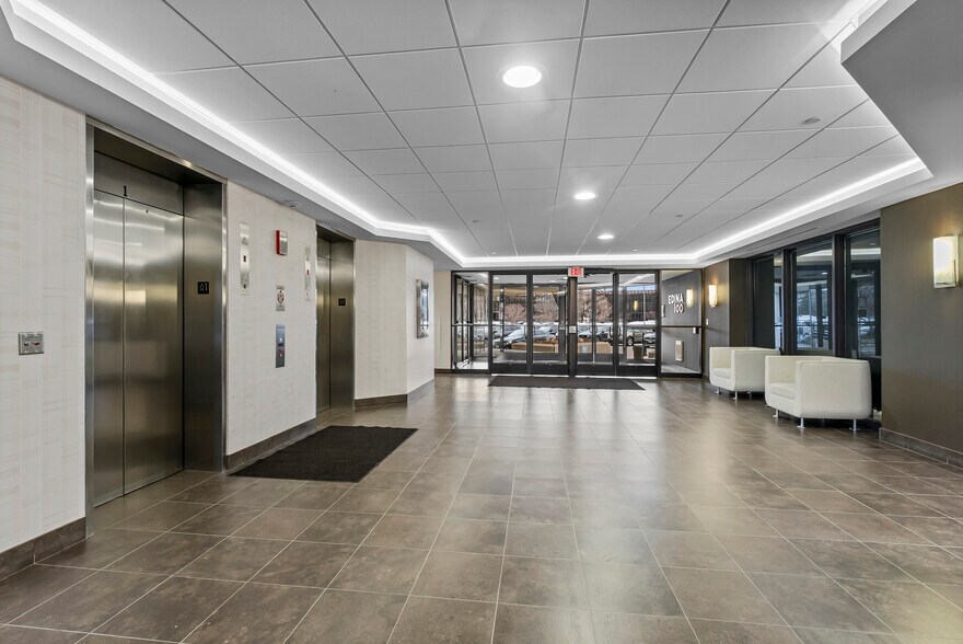 More Photos Of 7301 Ohms Ln, Edina Office For Lease
