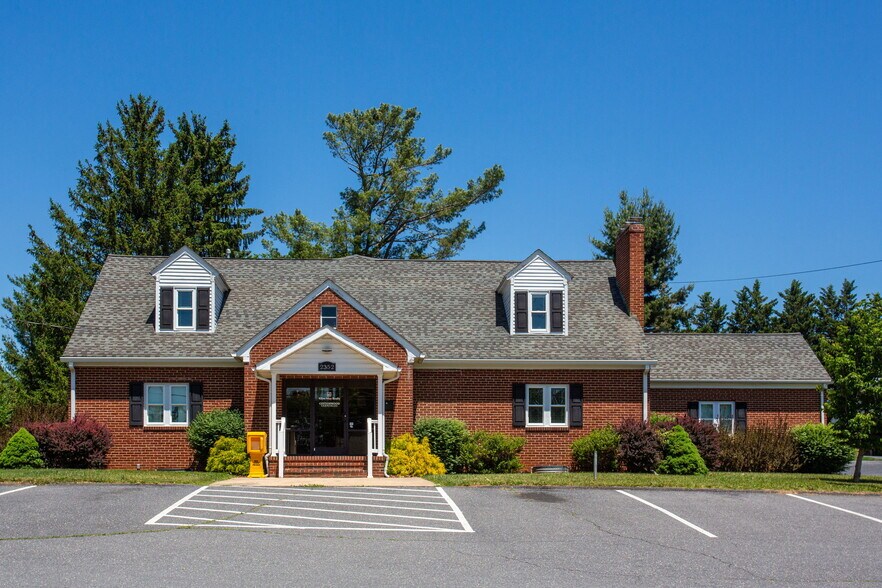 More Photos Of 2352 Jefferson Hwy, Waynesboro Office For Sale