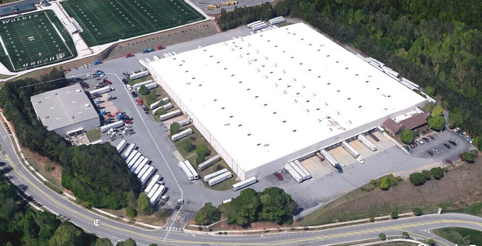 More Photos Of 2800 Sawnee Ave, Buford Warehouse For Lease