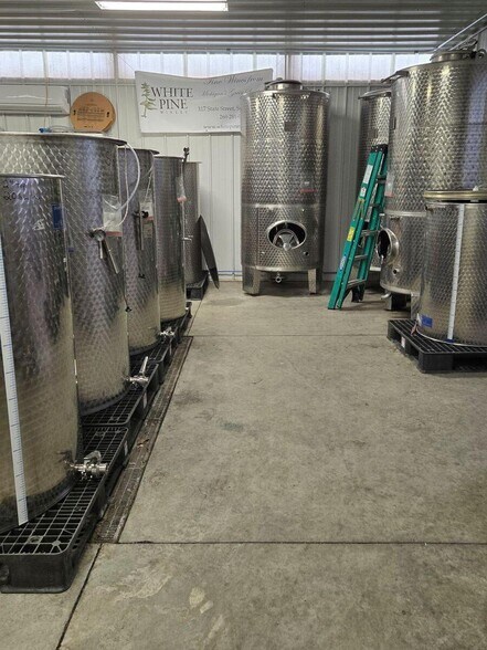 More Photos Of 26701 80th Ave, Lawton Winery Vineyard For Sale