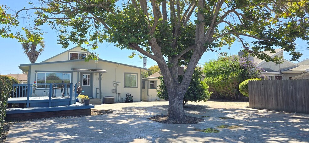 More Photos Of 133 N G St, Lompoc Medical For Sale