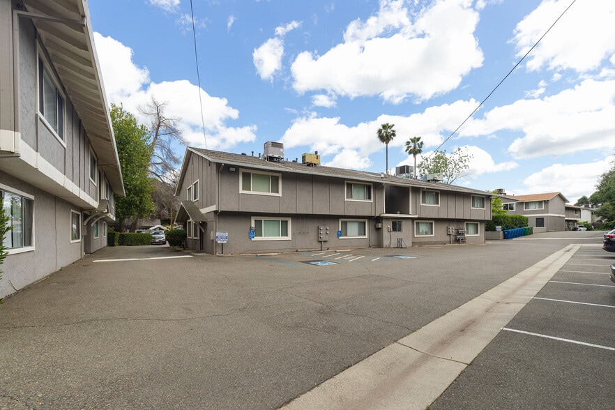 More Photos Of 3260 Alexander Dr, Redding Apartments For Sale