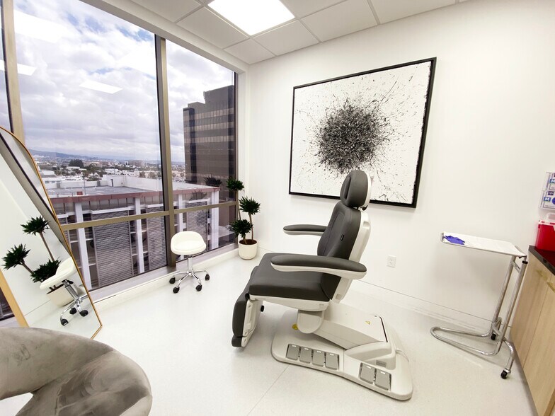 More Photos Of 433 N Camden Dr, Beverly Hills Medical For Lease
