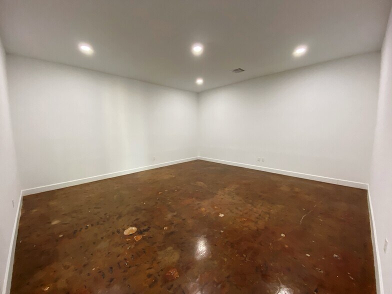 More Photos Of 619 Jackson Ave, Pasadena Storefront Retail Office For Sale