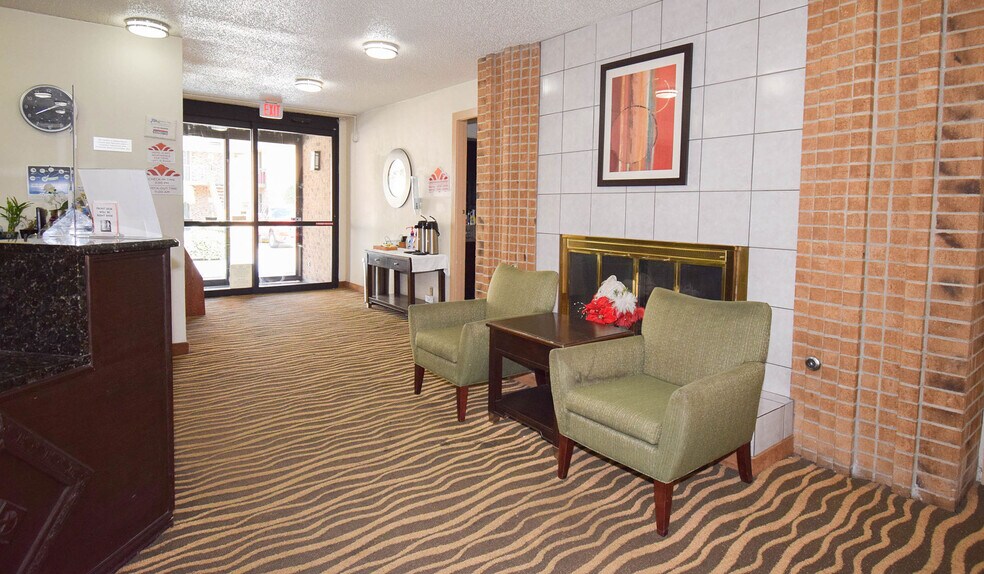 More Photos Of 250 Municipal Dr, Richardson Hotel For Sale