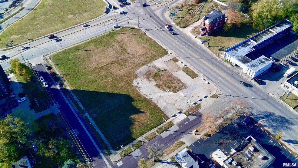 More Photos Of 1506 N Knoxville Ave, Peoria Land For Sale