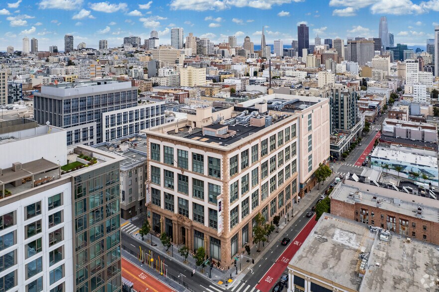 More Photos Of 1000 Van Ness Ave, San Francisco Apartments For Lease
