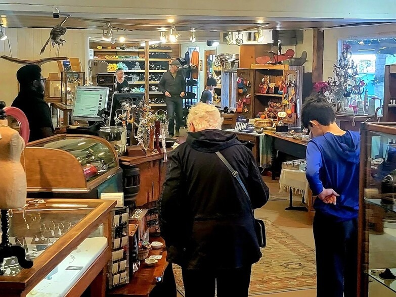 More Photos Of , Wimberley General Retail For Sale