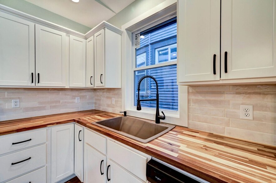 More Photos Of 119 Prospect Ave, Scranton Multifamily For Sale