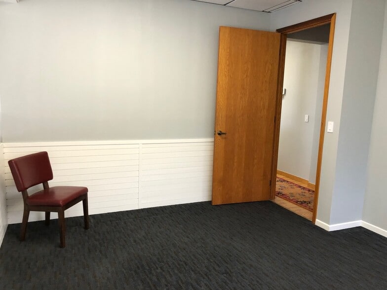 More Photos Of 1400 N Dutton Ave, Santa Rosa Medical For Sale