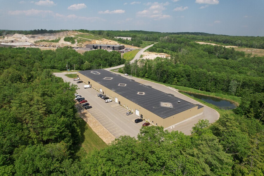 More Photos Of 19 Gendron Drive, Lewiston Distribution For Lease