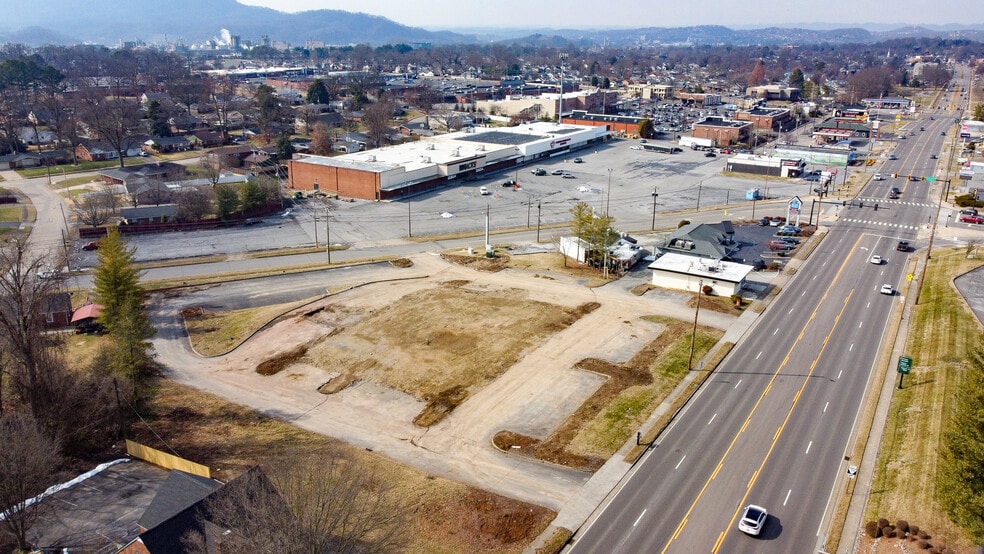 More Photos Of 2060 Fort Henry Dr, Kingsport Land For Lease