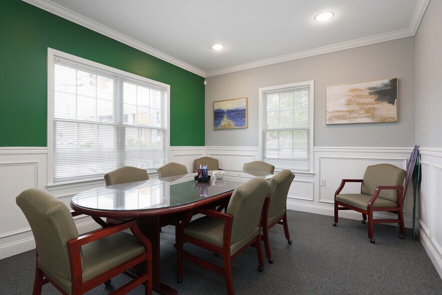 More Photos Of 12 Robbins Pky, Toms River Office For Sale