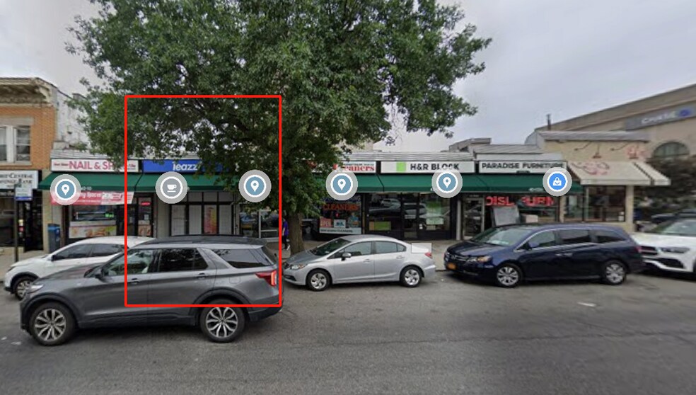 Primary Photo Of 4208 Bell Blvd, Bayside General Retail For Lease