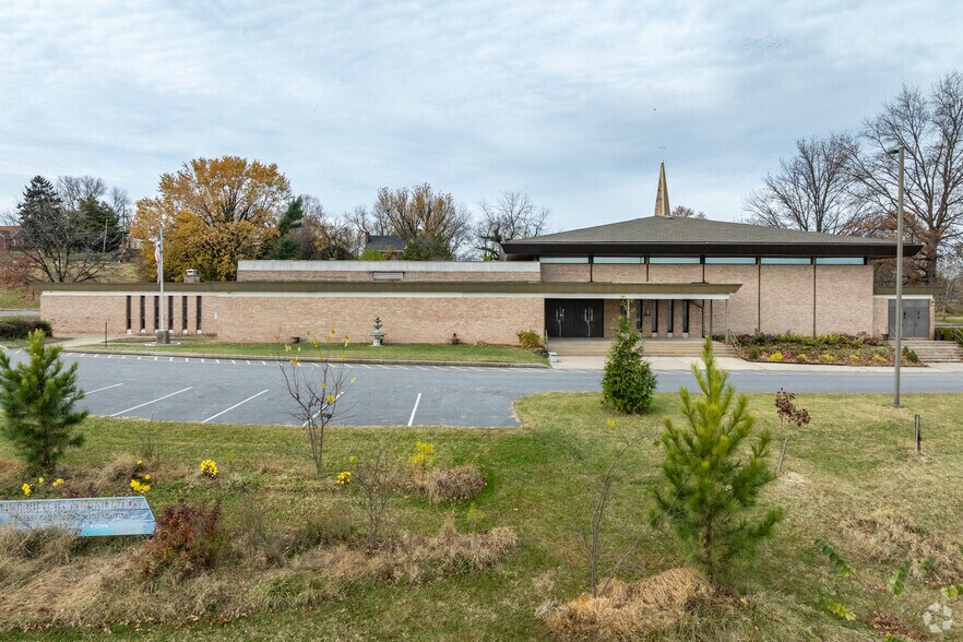 More Photos Of 5212 McCormick Ave, Baltimore Religious Facility For Sale