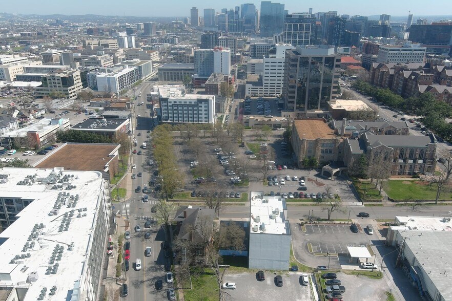 More Photos Of 2301 Elliston Pl, Nashville Apartments For Sale