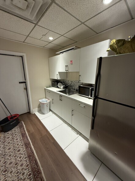 More Photos Of 11 N 2nd St, Philadelphia Apartments For Sale
