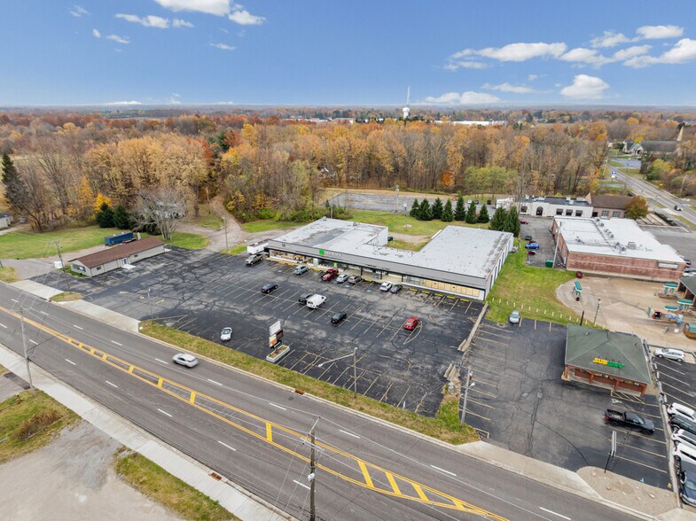 More Photos Of 6704-6720 N Ridge Rd, Madison General Retail For Sale