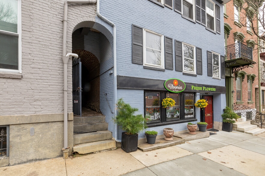 More Photos Of 21 N 2nd St, Easton Storefront Retail Residential For Sale