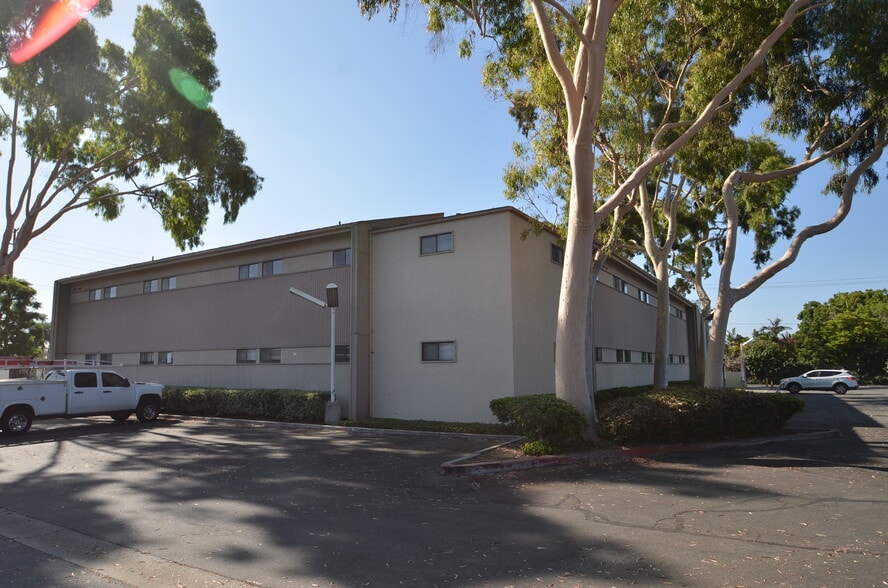 More Photos Of 3325 N Palo Verde Ave, Long Beach Medical For Lease