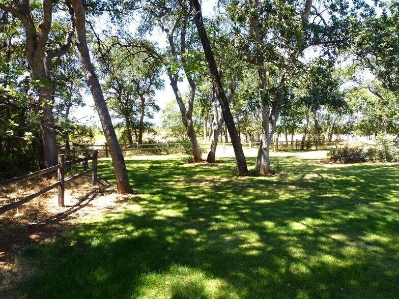 More Photos Of 552-395 Roberts Drive, Mcarthur Land For Sale