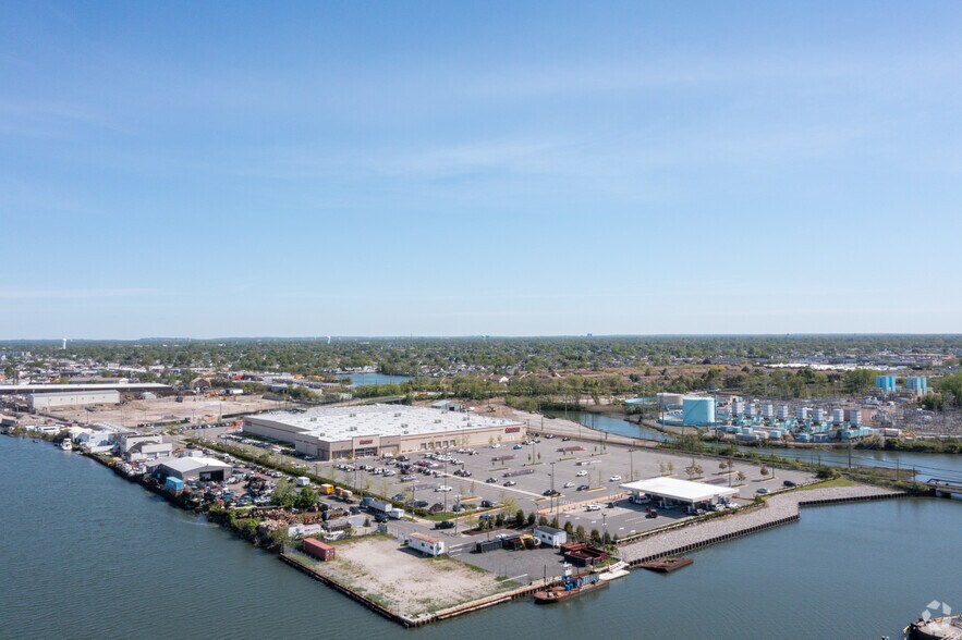 More Photos Of 3642 Hampton Rd, Oceanside Supermarket For Sale