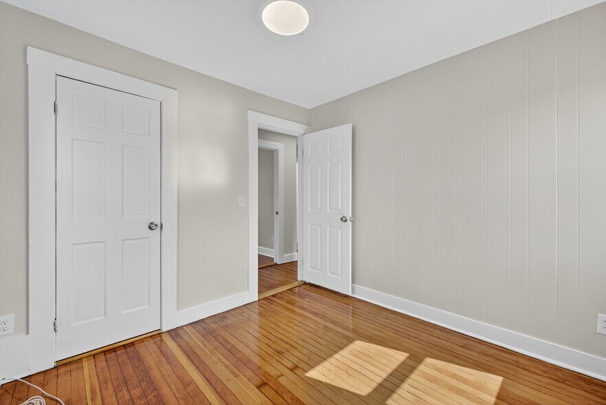 More Photos Of 18 Perry Ave, Nashua Apartments For Sale