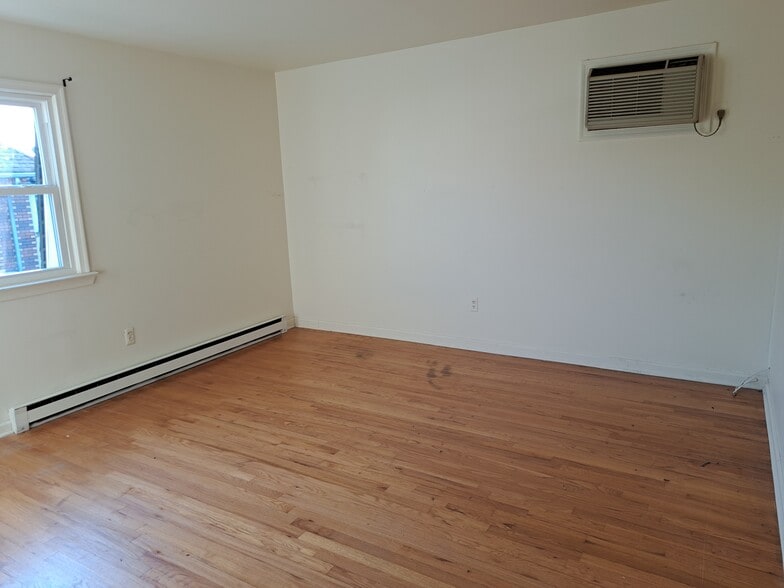 More Photos Of 41-43 Paterson Ave, Paterson Apartments For Sale