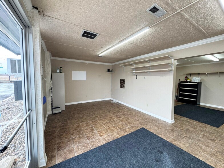 More Photos Of 1325 S Saint Louis Ave, Loveland Auto Repair For Sale