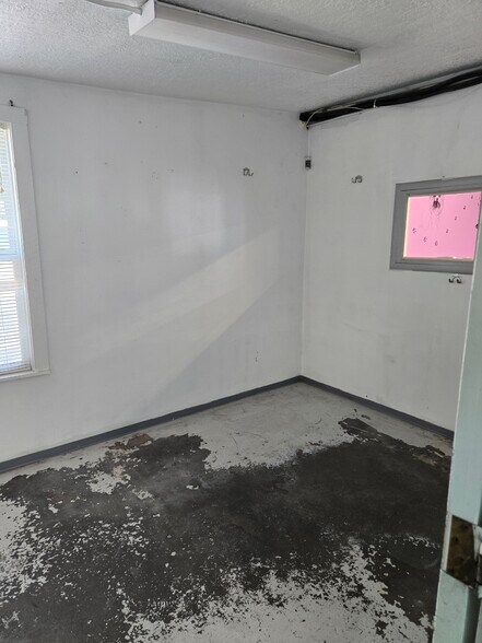 More Photos Of 4113 W State St, Boise Freestanding For Lease