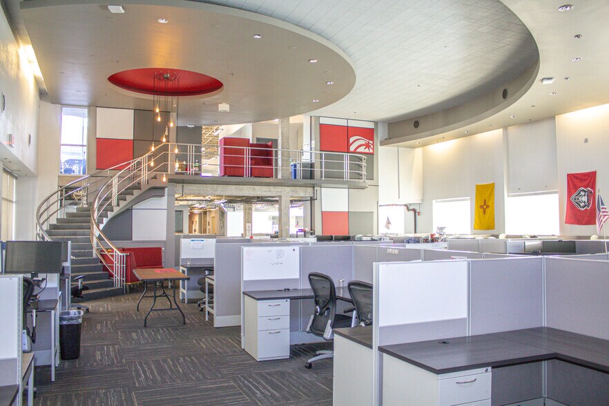 More Photos Of 723 Silver Ave SW, Albuquerque Storefront Retail Office For Lease