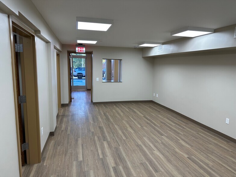 More Photos Of 43 Church St S, Concord Office For Lease