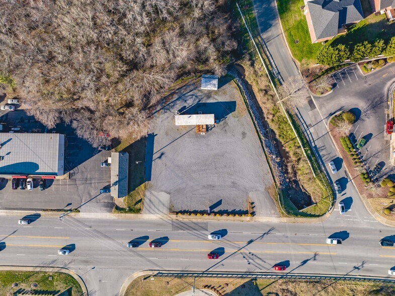 More Photos Of 825 Liberty St E, York Land For Sale