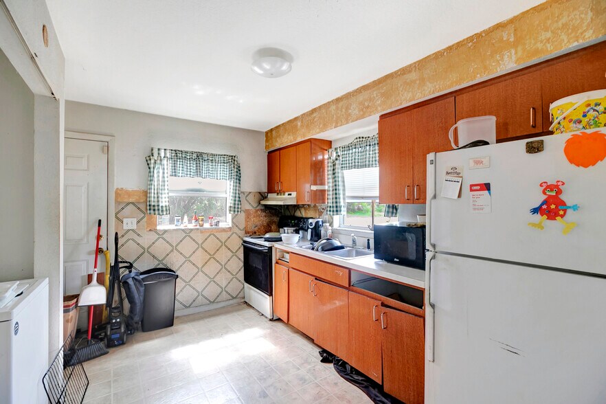 More Photos Of 3909 N 38th St, Tampa Land For Lease