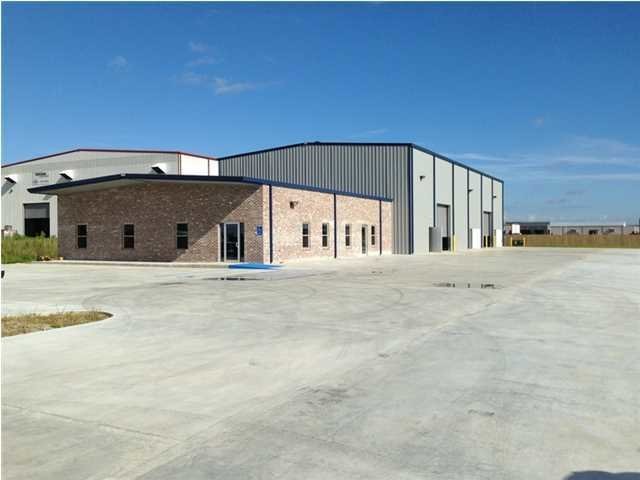 More Photos Of 1034 Wall Rd, Broussard Warehouse For Lease