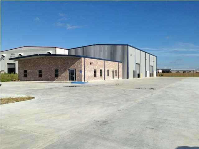 More Photos Of 1034 Wall Rd, Broussard Warehouse For Lease