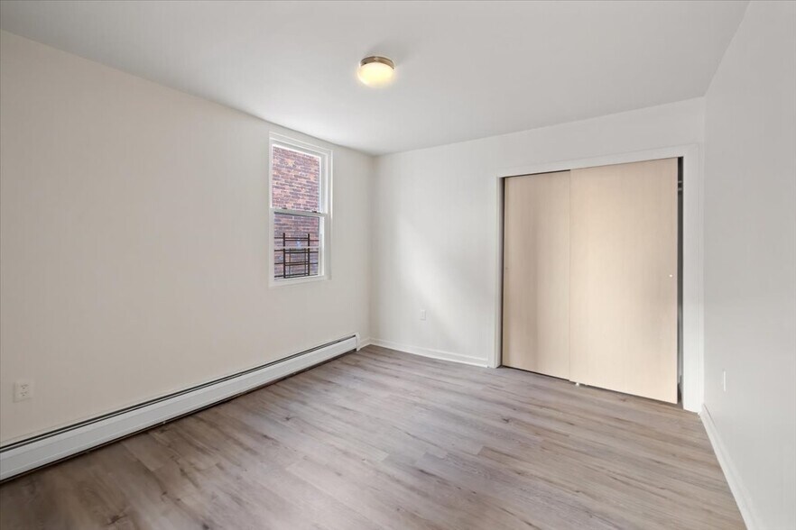More Photos Of 201 16th St, Union City Storefront Retail Residential For Sale
