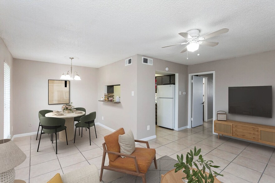 More Photos Of 8600 S Course Dr, Houston Apartments For Sale