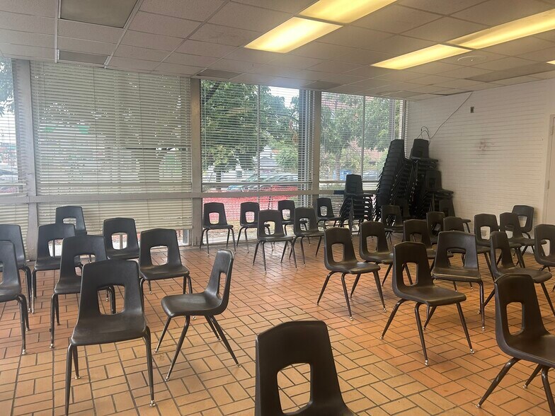 More Photos Of 1915-1919 E Colfax Ave, Denver Office For Sale