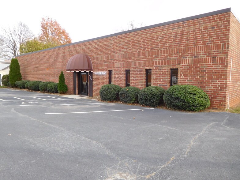 More Photos Of 1225 W Market Center Dr, High Point Warehouse For Sale