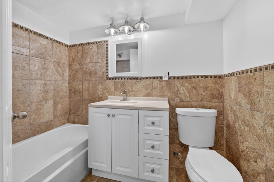 More Photos Of 7205 Livingston Rd, Oxon Hill Office Residential For Sale