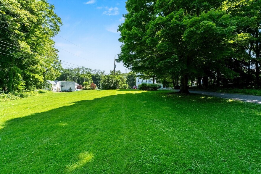 More Photos Of 1860 E Main St, Mohegan Lake Land For Sale