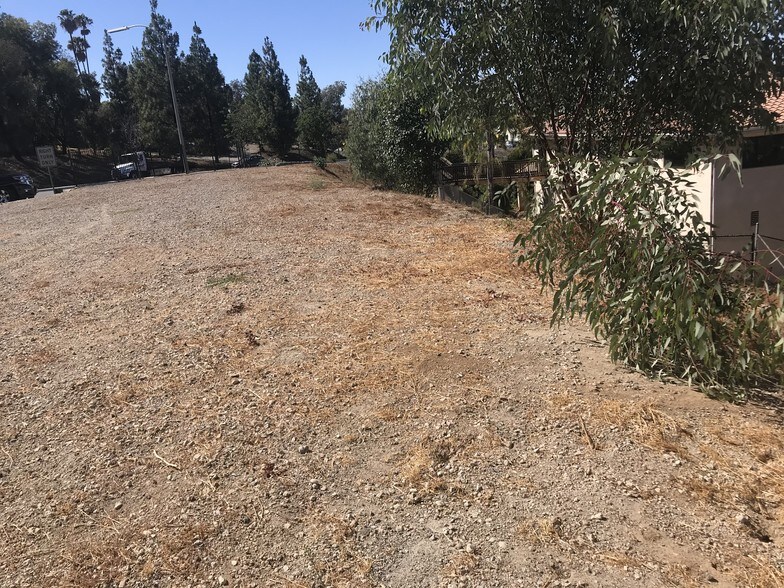 More Photos Of 2458 Auto Park Way, Escondido Land For Lease