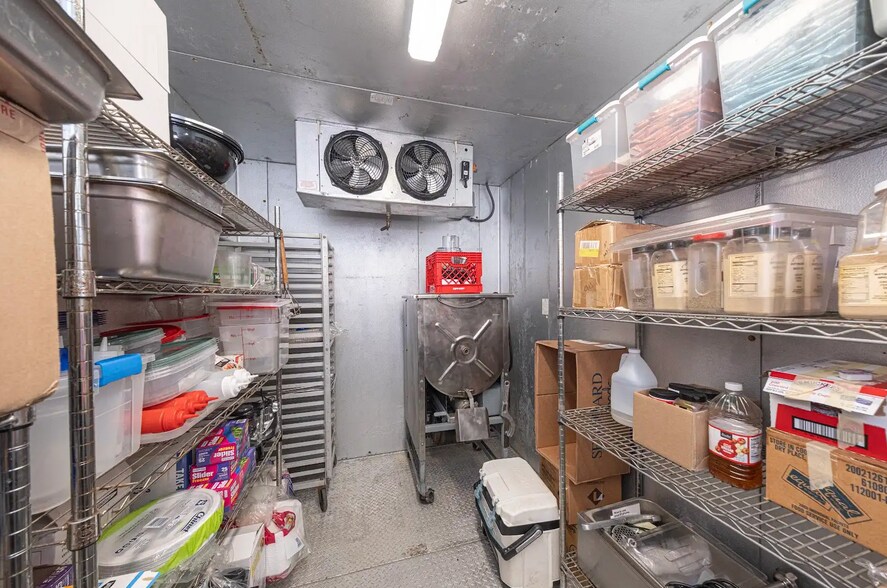 More Photos Of 3286 Babcock Blvd, Pittsburgh Restaurant For Sale