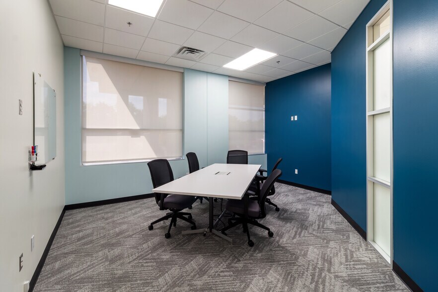 More Photos Of 3101 University Dr E, Bryan Loft Creative Space For Sale