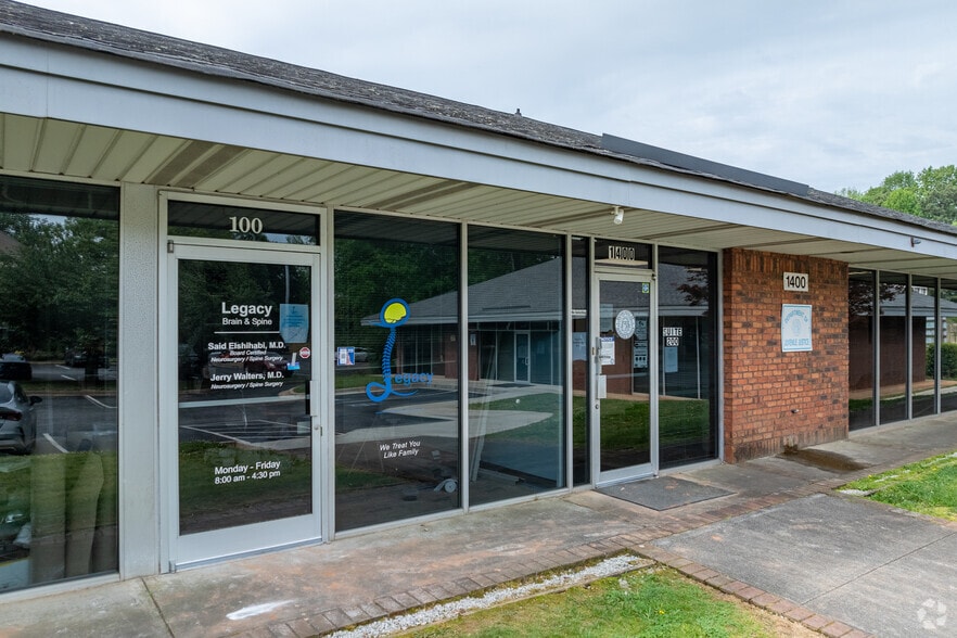 More Photos Of 1400 Montreal Rd, Tucker Medical For Sale