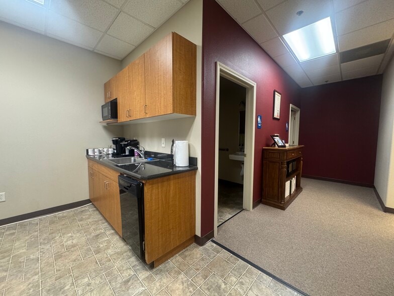 More Photos Of 2310-2320 S Carson St, Carson City Unknown For Lease